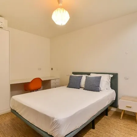 Apartman New With Easy Access In Traditional Area *